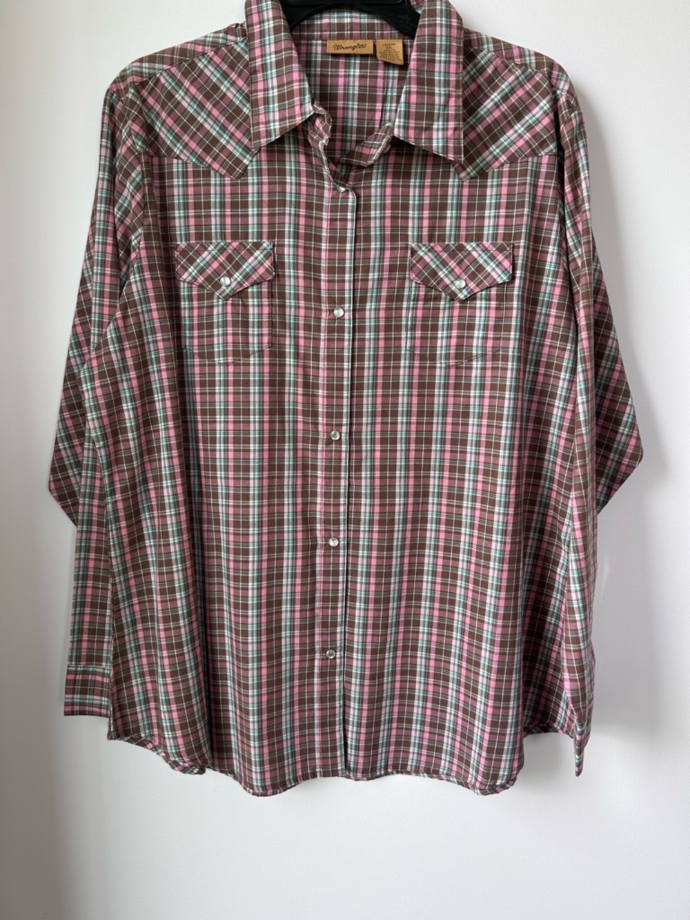 Wrangler Women’s Pink Brown and Teal Plaid Pearl Snap Western Cowgirl Shirt NWT